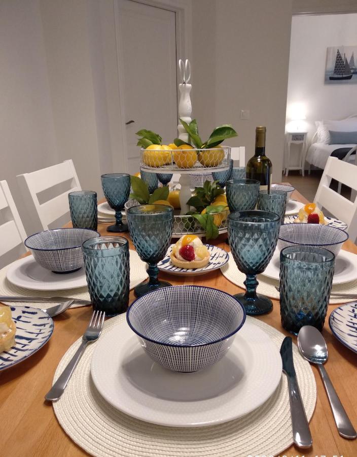 The Bluehouse - Spacious Top Floor Flat With Parking, By Mon Repos Beach Corfu  Εξωτερικό φωτογραφία